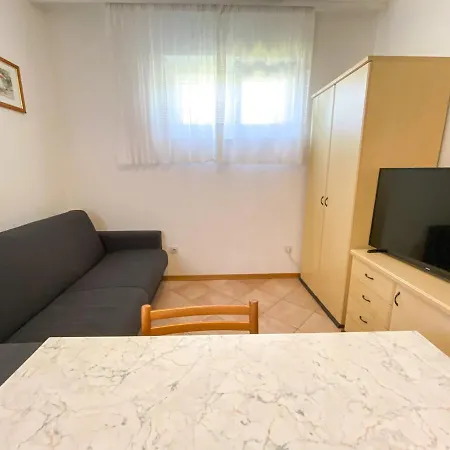 בית הארחה Mandica