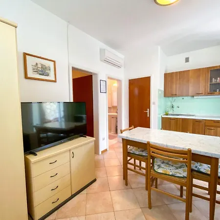 Mandica Guest house 3*